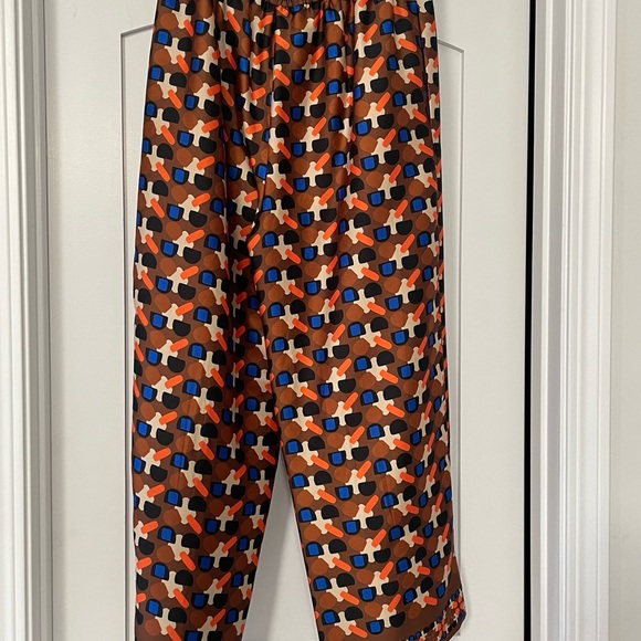 Zara Printed Pants - Picture 2 of 3